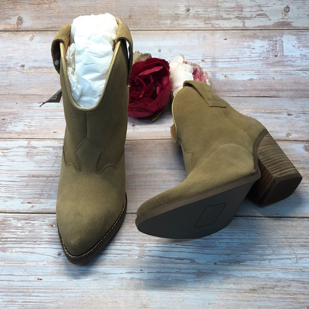 DINGO Tan Flannie Leather Booties - Picture 4 of 10